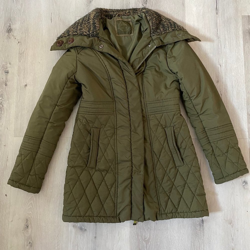 Prana Quilted Long Coat (with knit collar)  Medium